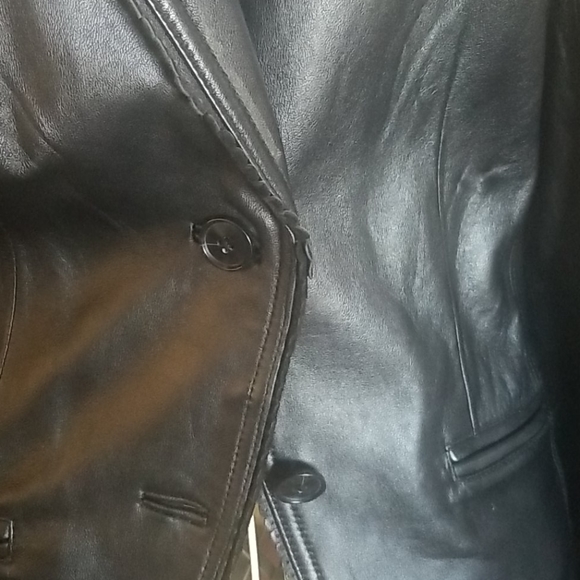 Black leather women's blazer - Picture 2 of 11
